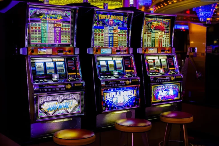 Types de machines dans les casinos en ligne : une expérience riche et prolifique